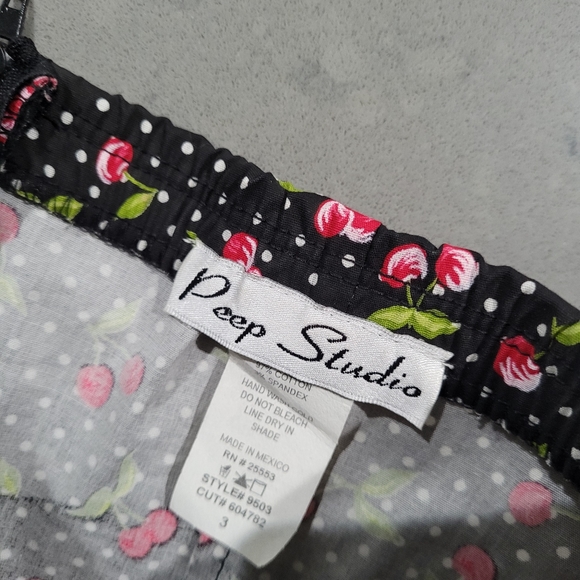 Strapless cherry dress - Picture 4 of 6